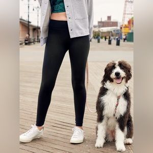 Women’s aerie Offline OG Black Leggings, Size M.